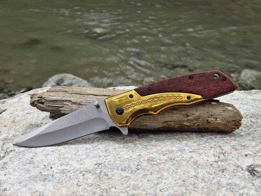 Gilded Spur Folding Knife — Steel with a Refined Edge